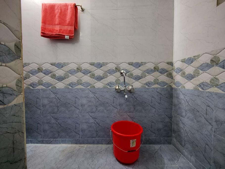 Comfy 2-Bedroom House In Sanjaynagar, Bengaluru Exteriör bild